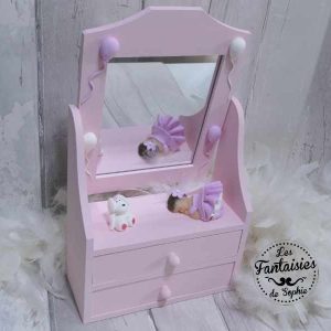 1010154.jpg Mini commode bébé fille (pour souvenirs de naissance)