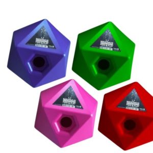 12-3.jpg Maximus feed & Play