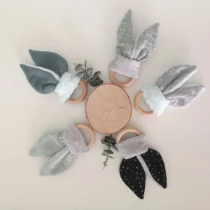 Anneau de dentition garçon d’inspiration Montessori