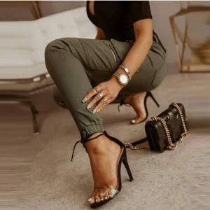 Mia-Les-jeans-cargo-tendance-2024-Kavixa-7494938525757-Mia-Les-jeans-cargo-tendance-2024-Kavixa.jpgv1756600132 Mia | Les jeans cargo tendance