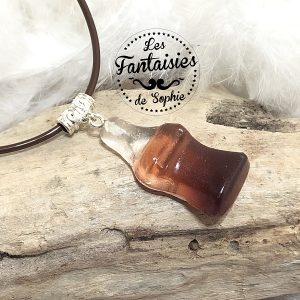collier-cola-resine.jpg Collier bonbon cola