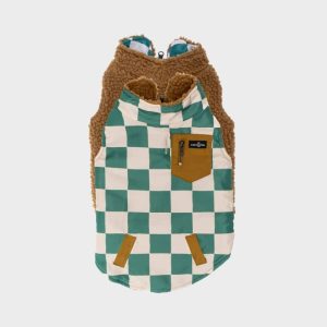 lucy-and-co-manteau-chien-reversible-you-re-a-square-teddy-marron.jpgv1698323612 MANTEAU POUR CHIEN RÉVERSIBLE - TEDDY & DAMIER VERT "YOU'RE A SQUARE"