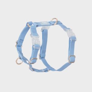 shop-sunny-tails-harnais-pour-chien-impermeable-bleu-ciel-malibu.jpgv1698675358 HARNAIS POUR CHIEN WATERPROOF - BLEU CIEL *BOUCLES TRANSPARENTES*